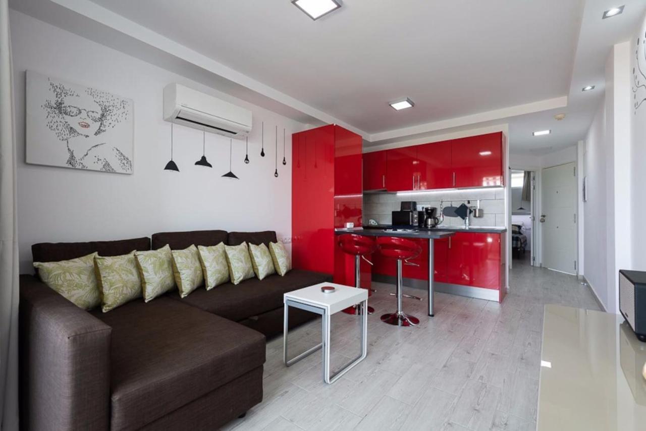 4 Minutes Walk From Yumbo Apartamento Maspalomas  Exterior foto